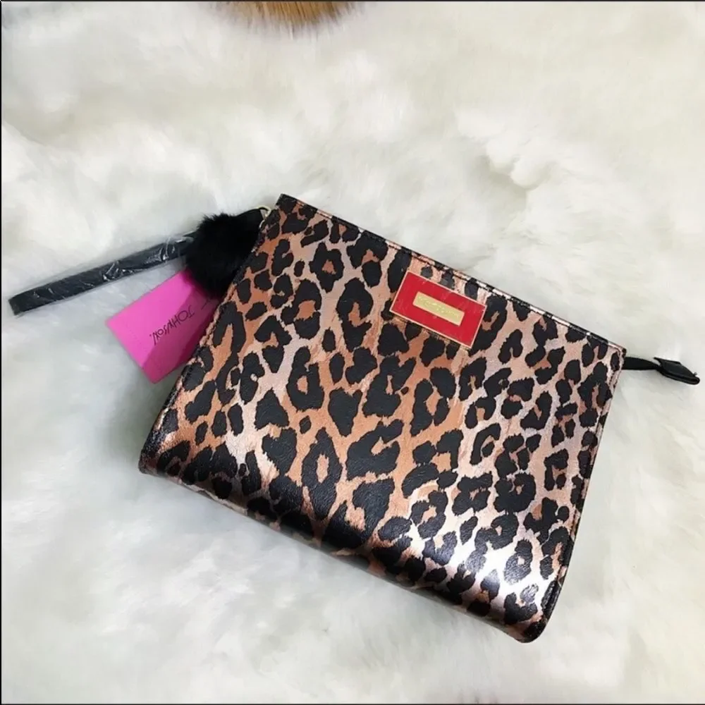 Betsey Johnson Cheetah Print Cosmetic Case Makeup Bag Leopard